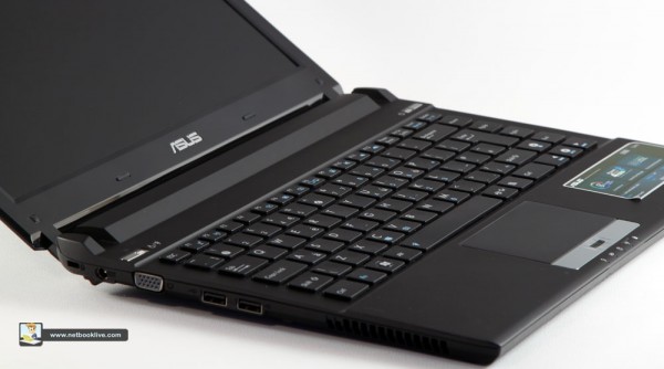 The U36SD has a standard chiclet keyboard and a glossy screen that can tilt back up to 170 degrees