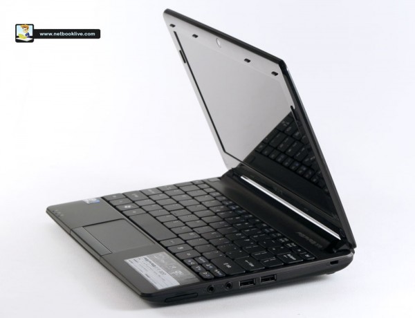 Acer Aspire One D257 - the new 10 incher from Acer, now sleeker and more powerful