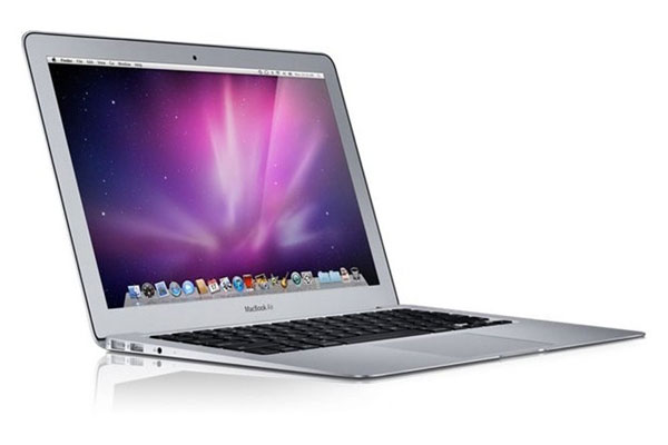 The 11.6 inch MacBook Air is one of the few netbooks packing an SSD